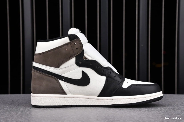 1 AIR JORDAN 555088-105 DARK MOCHA HIGH RETRO 0831
